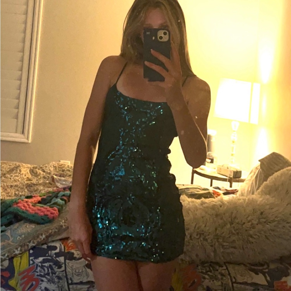 SEQUINS NEVER WORN DRESS